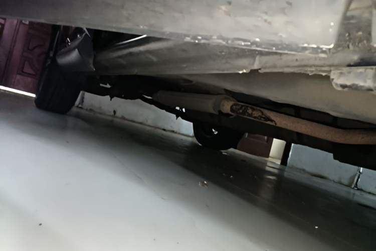Used BYD Song Pro 2019 1.5T Automatic Luxury Model Right Side Sill