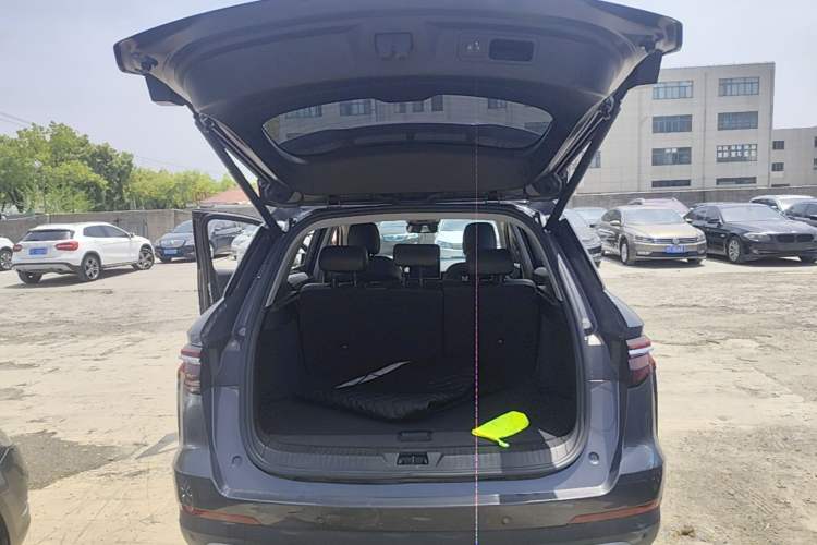 Used BYD Song Pro 2019 1.5T Automatic Prestige Model Trunk