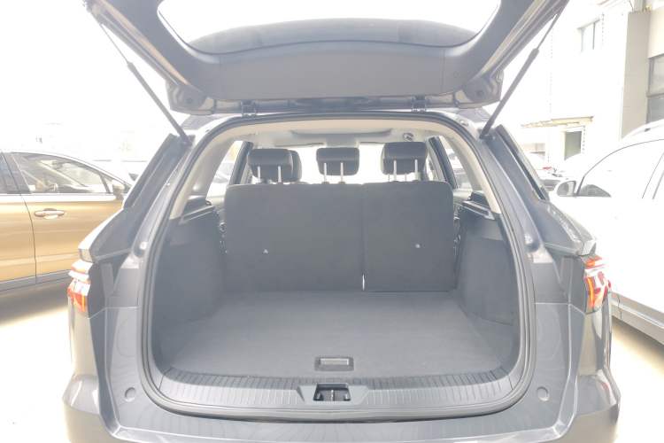 Used BYD Song Pro 2019 1.5T Automatic Luxury Model Trunk