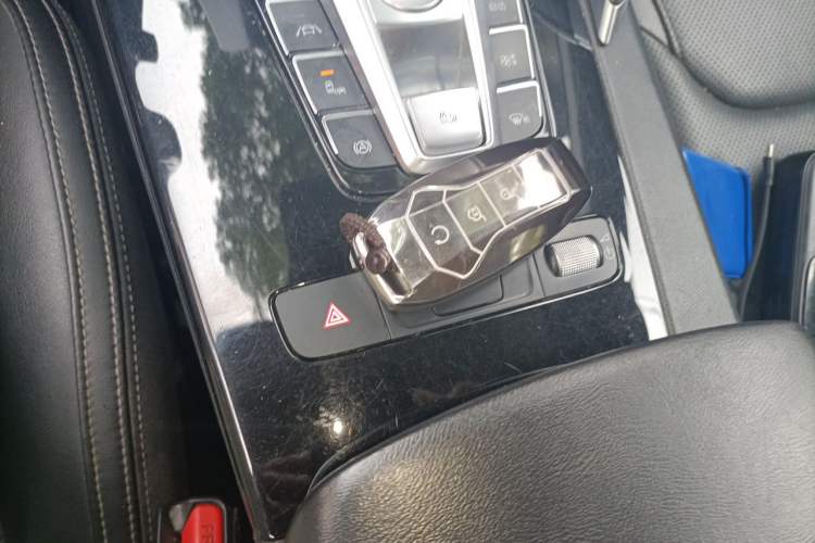 Used BYD Song Pro 2019 1.5T Automatic Prestige Model Vehicle Key