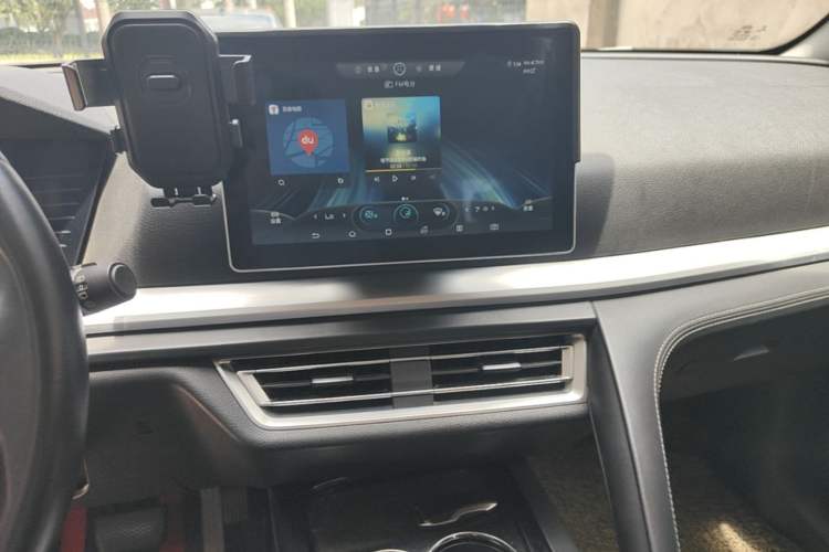 Used BYD Song Pro 2019 1.5T Automatic Luxury Model Audio And AC Panel