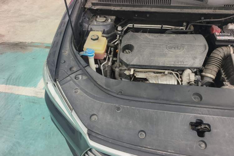 Used BYD Song Pro 2019 1.5T Automatic Luxury Model Engine Bay Right