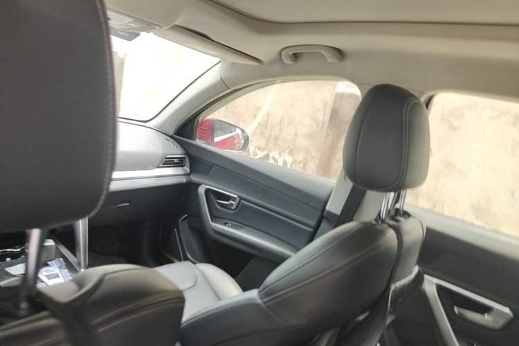 Used BYD Song Pro 2019 1.5T Automatic Luxury Model Headliner