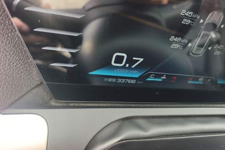 Used BYD Song Pro 2019 1.5T Automatic Luxury Model Odometer Close Up