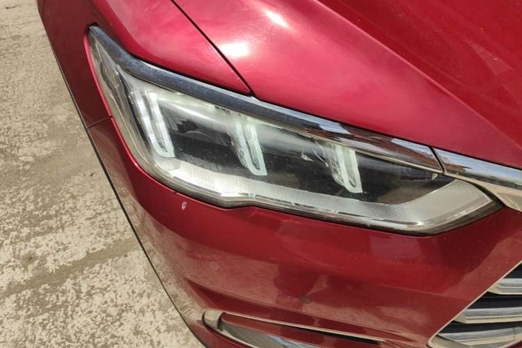 Used BYD Song Pro 2019 1.5T Automatic Luxury Model Right Front Headlight