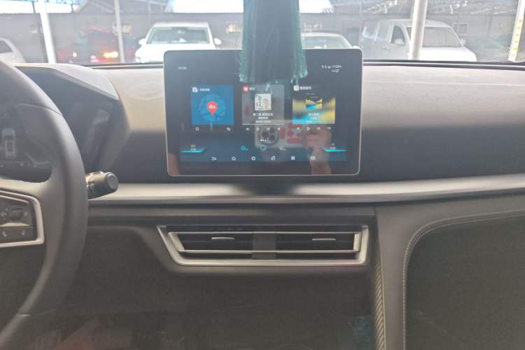 Used BYD Song Pro 2019 1.5T Automatic Elite Edition Audio And AC Panel