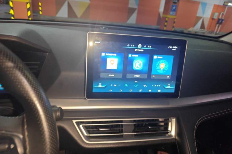 Used BYD Song Pro 2019 1.5T Automatic Luxury Model Audio And AC Panel