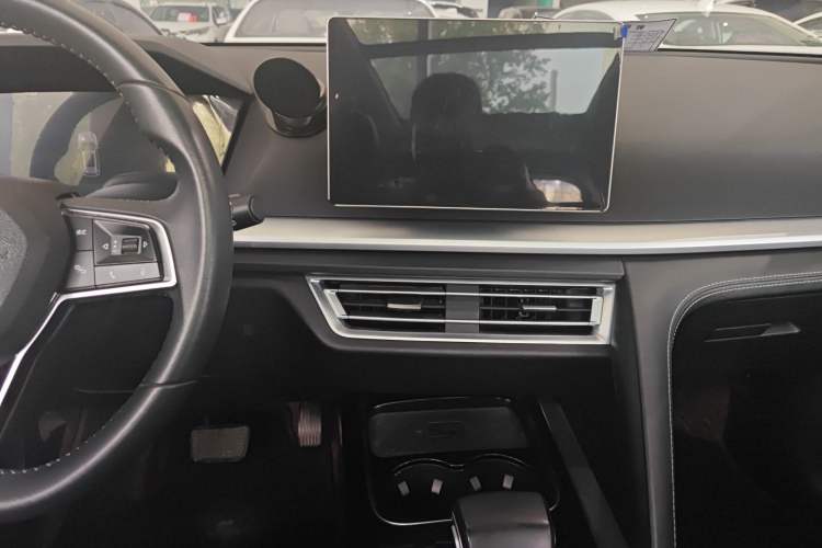 Used BYD Song Pro 2019 1.5T Automatic Luxury Model Audio And AC Panel