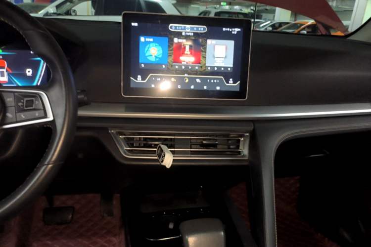 Used BYD Song Pro 2019 1.5T Automatic Prestige Model Audio And AC Panel