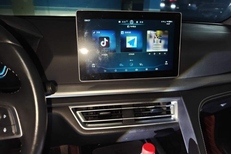 Used BYD Song Pro 2019 1.5T Automatic Luxury Model Audio And AC Panel
