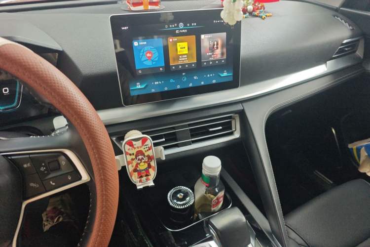 Used BYD Song Pro 2019 1.5T Automatic Prestige Model Audio And AC Panel