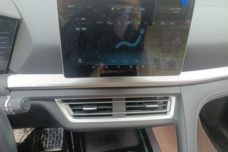 Used BYD Song Pro 2019 1.5T Automatic Luxury Model Audio And AC Panel