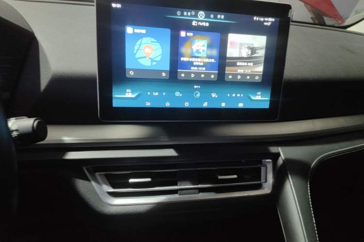 Used BYD Song Pro 2019 1.5T Automatic Elite Edition Audio And AC Panel