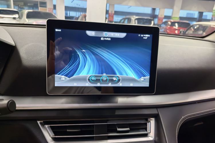 Used BYD Song Pro 2019 1.5T Automatic Luxury Model Audio And AC Panel