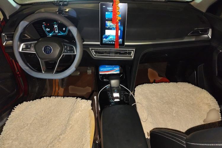 Used BYD Song Pro 2019 1.5T Automatic Luxury Model Center Console