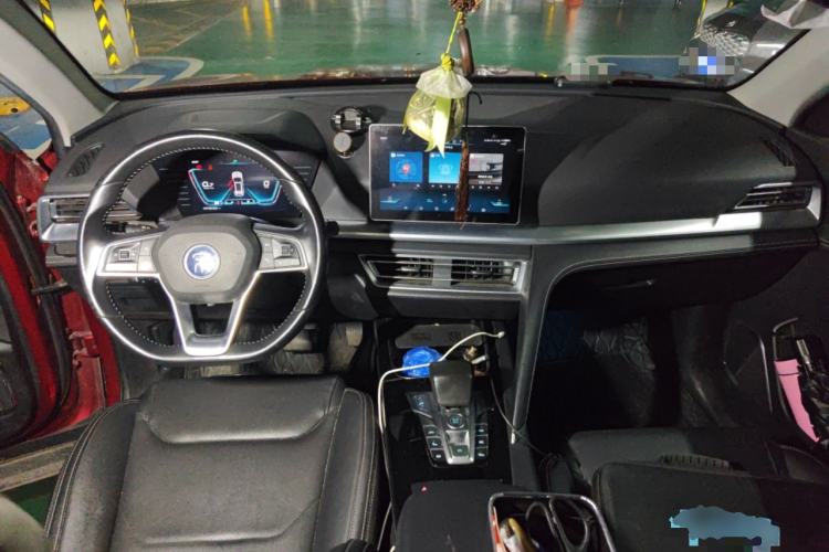 Used BYD Song Pro 2019 1.5T Automatic Prestige Model Center Console