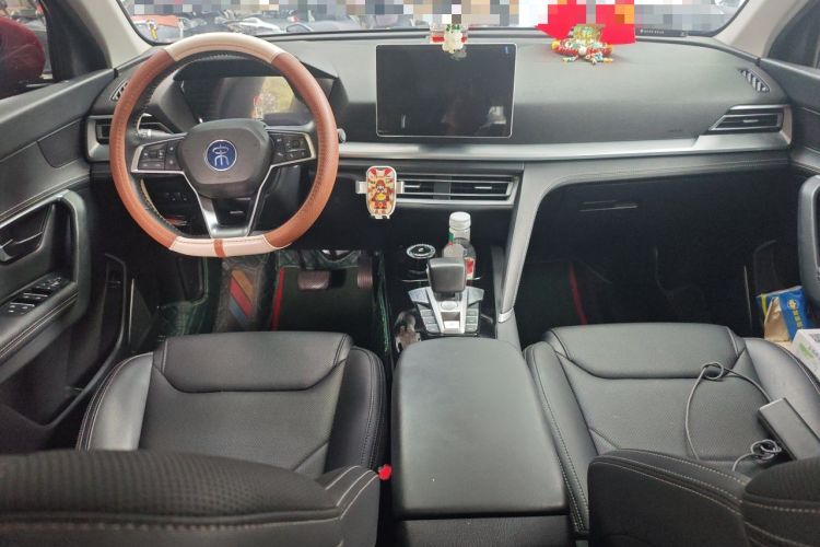 Used BYD Song Pro 2019 1.5T Automatic Prestige Model Center Console