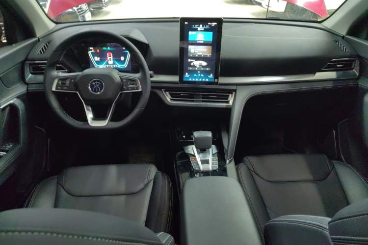 Used BYD Song Pro 2019 1.5T Automatic Elite Edition Center Console