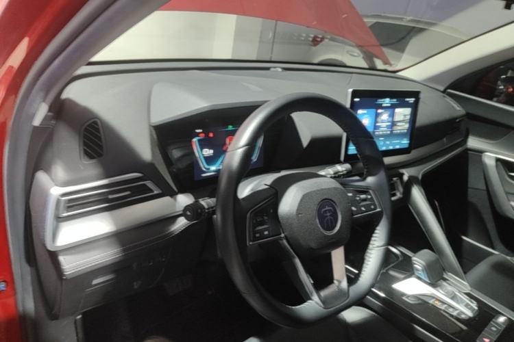 Used BYD Song Pro 2019 1.5T Automatic Elite Edition Center Console