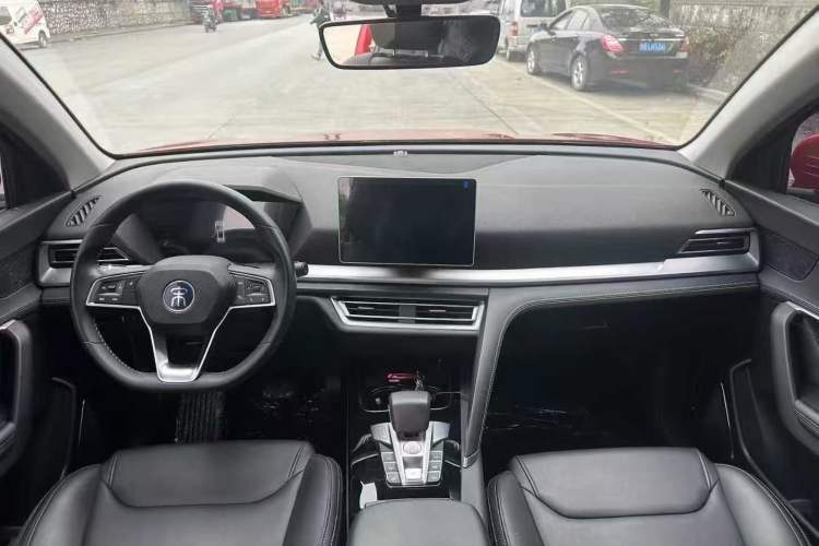 Used BYD Song Pro 2019 1.5T Automatic Elite Edition Center Console