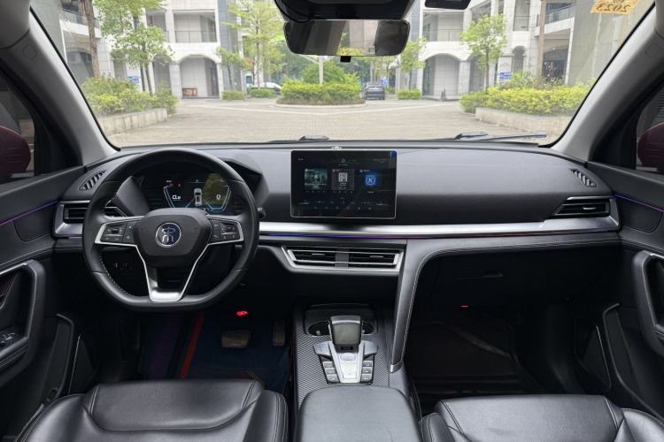 Used BYD Song Pro 2019 1.5T Automatic Luxury Model Center Console