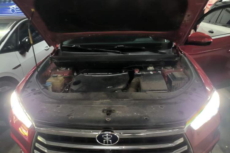 Used BYD Song Pro 2019 1.5T Automatic Prestige Model Engine Bay