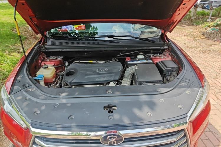 Used BYD Song Pro 2019 1.5T Automatic Prestige Model Engine Bay