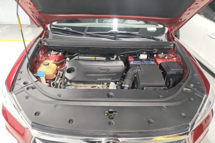 Used BYD Song Pro 2019 1.5T Automatic Prestige Model Engine Bay
