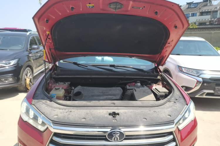 Used BYD Song Pro 2019 1.5T Automatic Luxury Model Engine Bay
