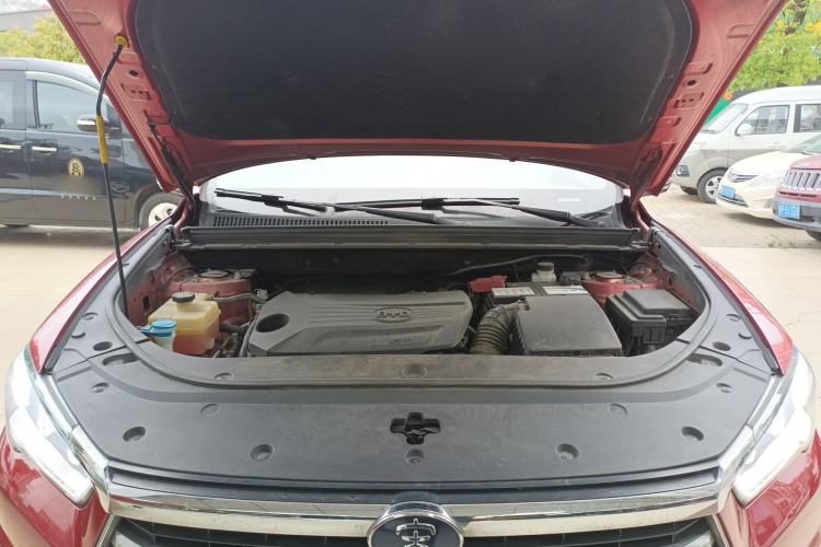 Used BYD Song Pro 2019 1.5T Automatic Elite Edition Engine Bay