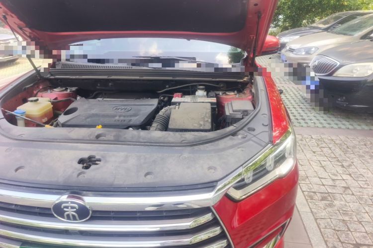 Used BYD Song Pro 2019 1.5T Automatic Elite Edition Engine Bay Left