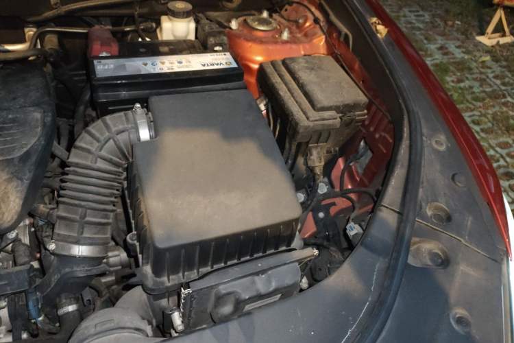 Used BYD Song Pro 2019 1.5T Automatic Elite Edition Engine Bay Left