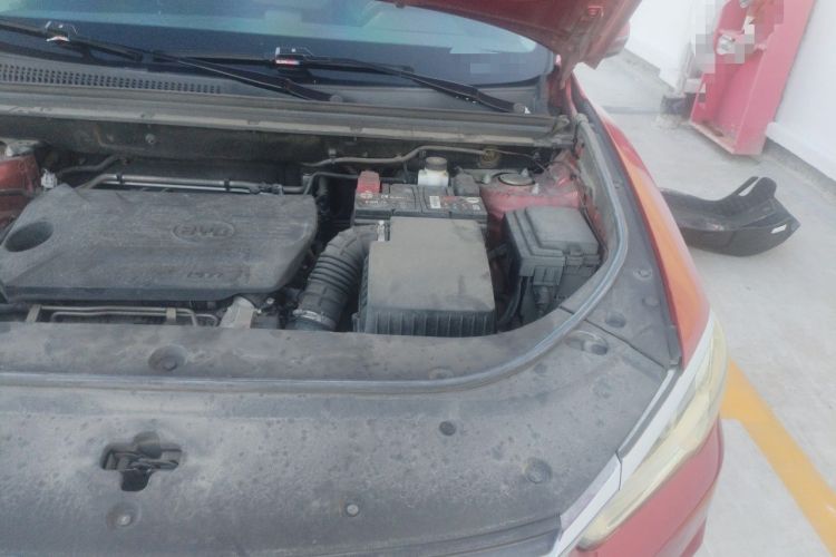 Used BYD Song Pro 2019 1.5T Automatic Elite Edition Engine Bay Left