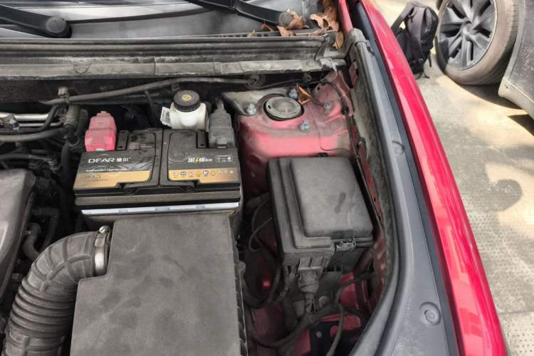 Used BYD Song Pro 2019 1.5T Automatic Luxury Model Engine Bay Left