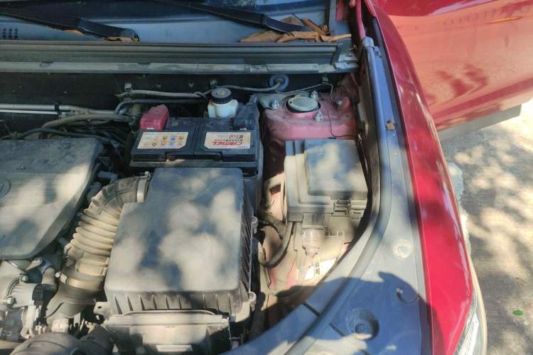 Used BYD Song Pro 2019 1.5T Automatic Luxury Model Engine Bay Left