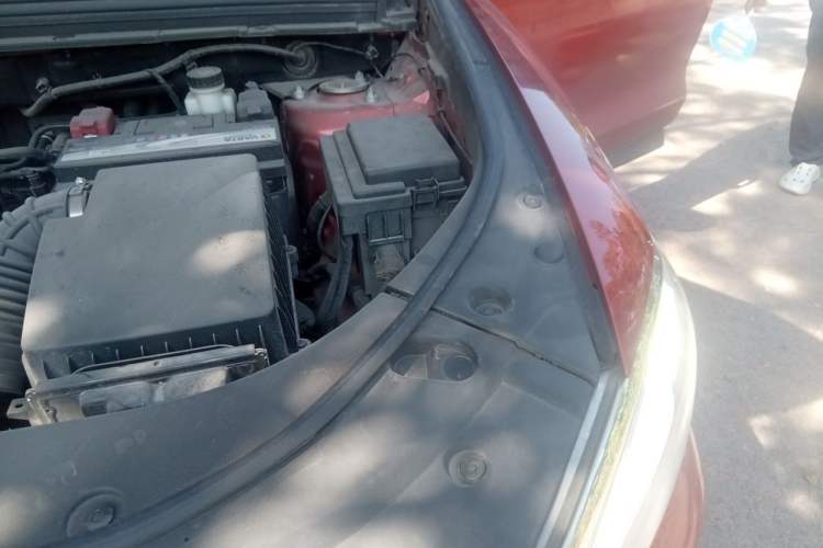 Used BYD Song Pro 2019 1.5T Automatic Luxury Model Engine Bay Left