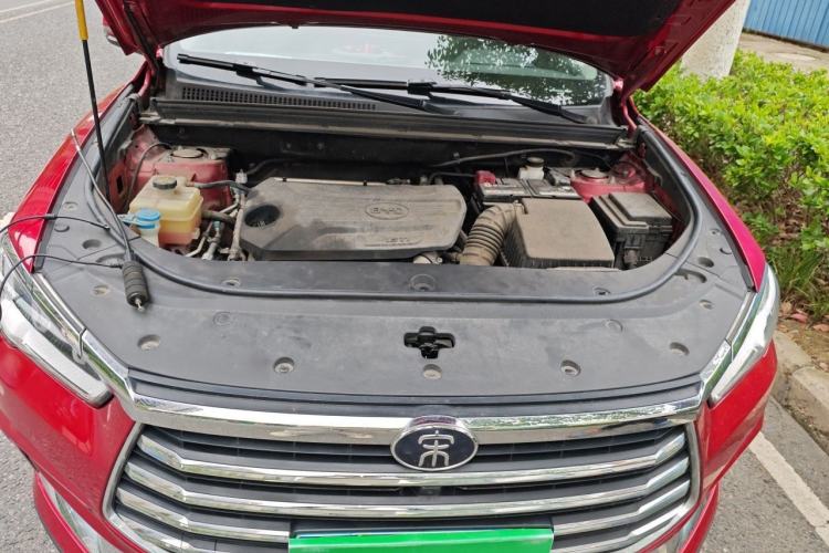 Used BYD Song Pro 2019 1.5T Automatic Luxury Model Engine Bay