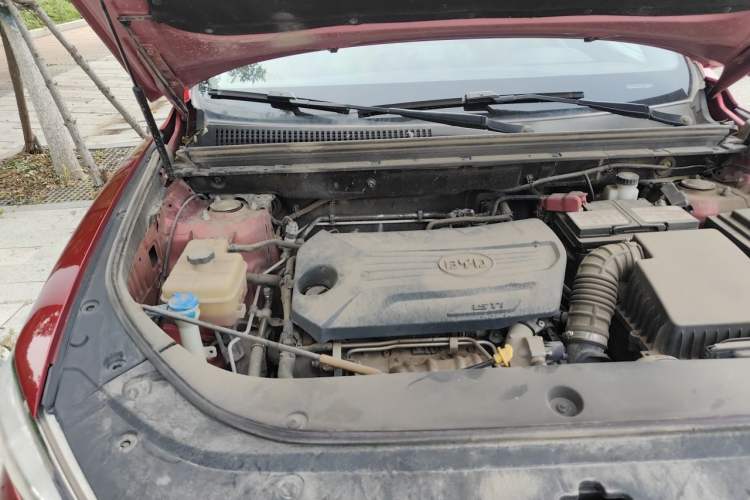 Used BYD Song Pro 2019 1.5T Automatic Luxury Model Engine Bay Right