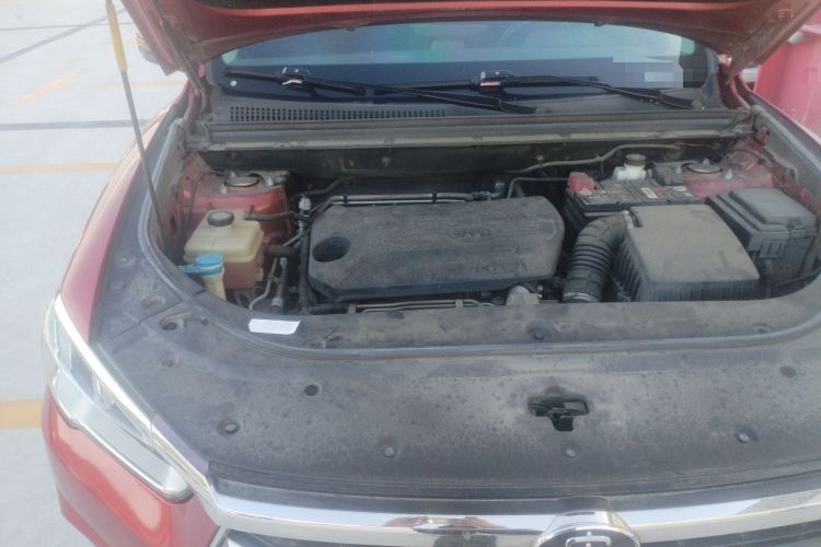 Used BYD Song Pro 2019 1.5T Automatic Elite Edition Engine Bay Right