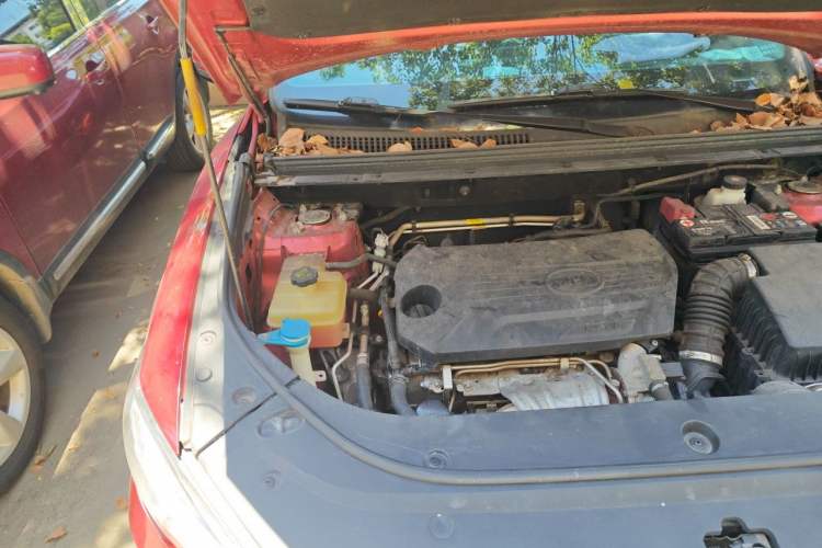 Used BYD Song Pro 2019 1.5T Automatic Elite Edition Engine Bay Right