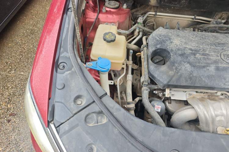 Used BYD Song Pro 2019 1.5T Automatic Elite Edition Engine Bay Right