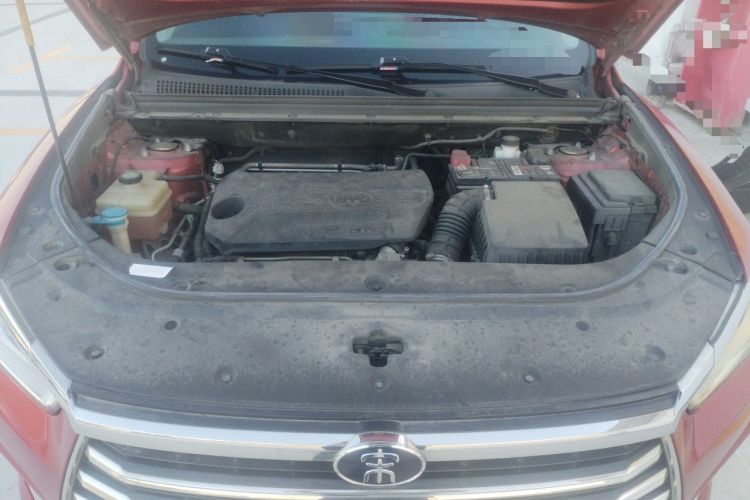 Used BYD Song Pro 2019 1.5T Automatic Elite Edition Engine Bay
