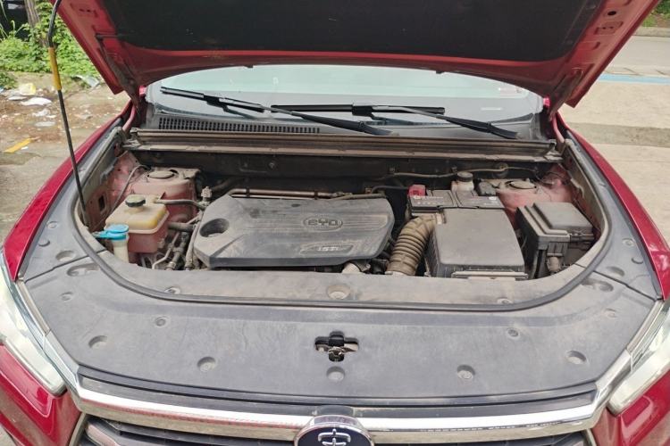 Used BYD Song Pro 2019 1.5T Automatic Luxury Model Engine Bay