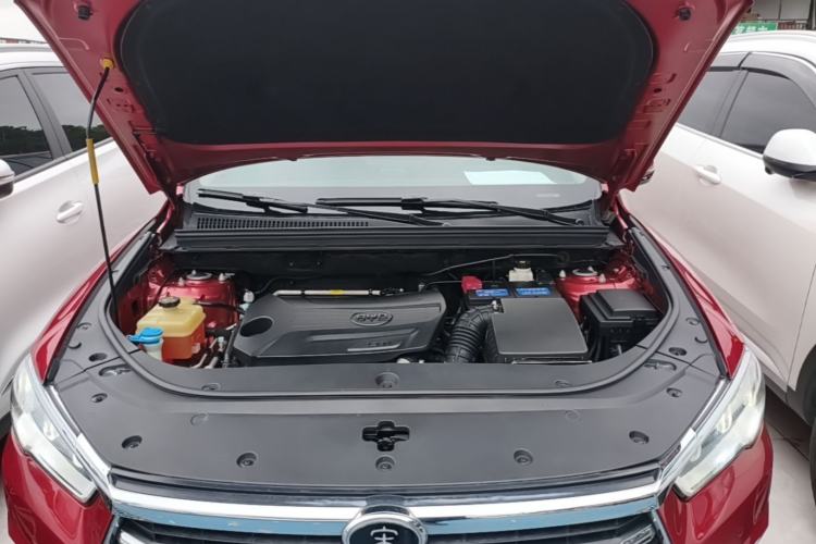 Used BYD Song Pro 2019 1.5T Automatic Luxury Model Engine Bay