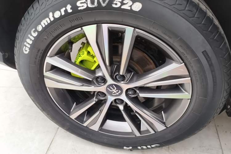 Used BYD Song Pro 2019 1.5T Automatic Luxury Model Exterior 5