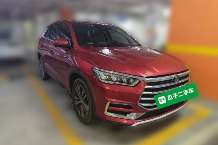 Used BYD Song Pro 2019 1.5T Automatic Luxury Model Front Right 45 Deg