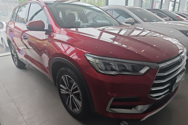 Used BYD Song Pro 2019 1.5T Automatic Luxury Model Front Right 45 Deg