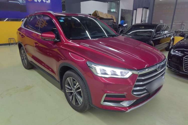 Used BYD Song Pro 2019 1.5T Automatic Elite Edition Front Right 45 Deg