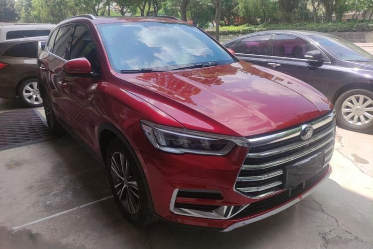Used BYD Song Pro 2019 1.5T Automatic Prestige Model Front Right 45 Deg