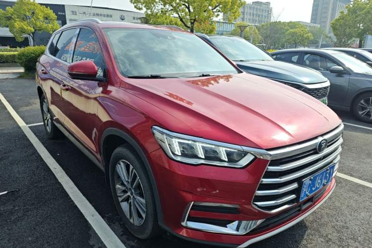 Used BYD Song Pro 2019 1.5T Automatic Prestige Model Front Right 45 Deg